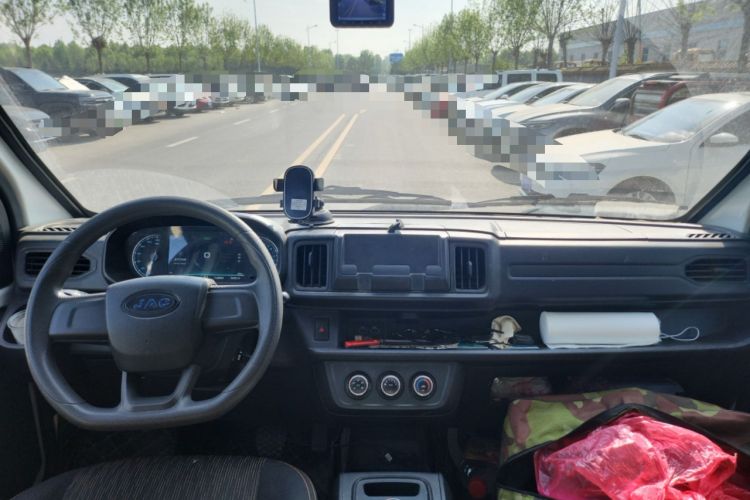 Used JAC Group Blue Cat 2023 M1 Zhongxinhang 38.64kWh Elite Edition Center Console