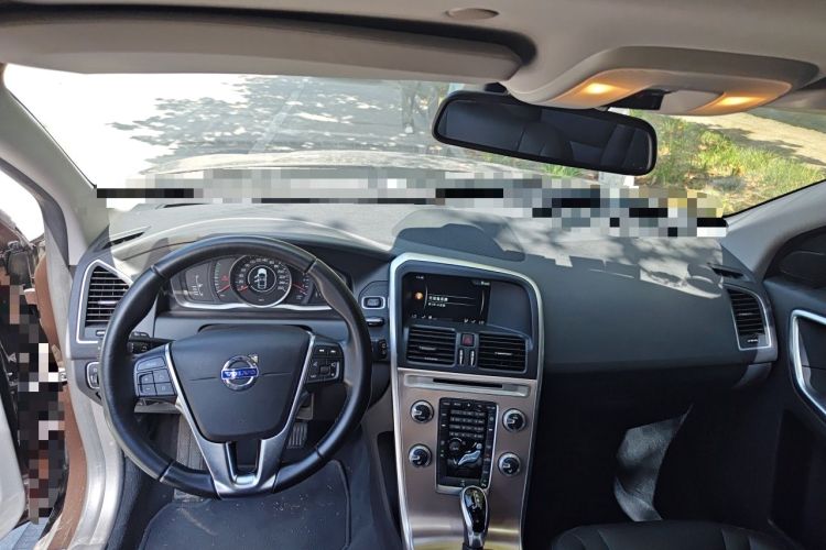 Used Volvo XC60 2017 T5 Smart Upgrade Edition
