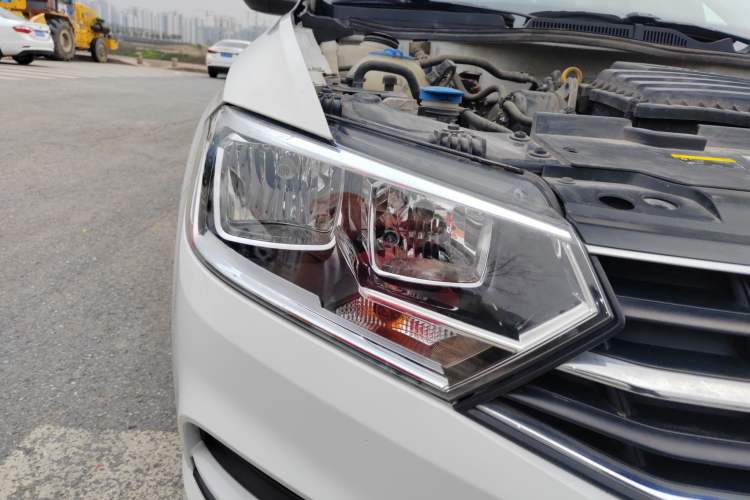 Used Volkswagen Bora 2018 1.5L Manual Fashion Model
