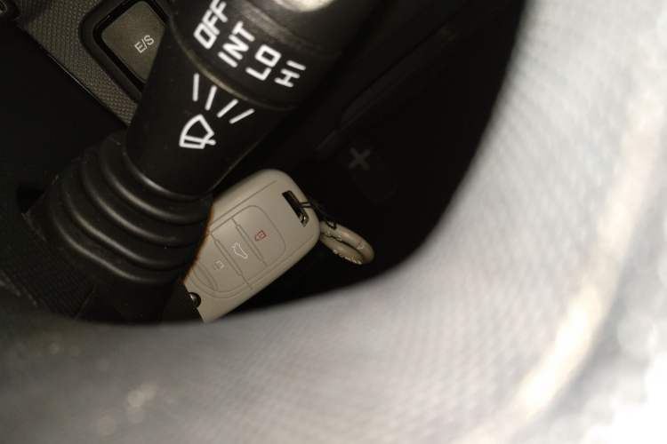 Used Wuling Hongguang MINIEV 2021 Macaron Premium Model – Lithium-NMC Interior 1