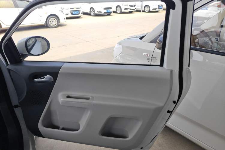 Used CHANGAN Lumin 2025 205 km Xiangqin Version Right Front Door Interior