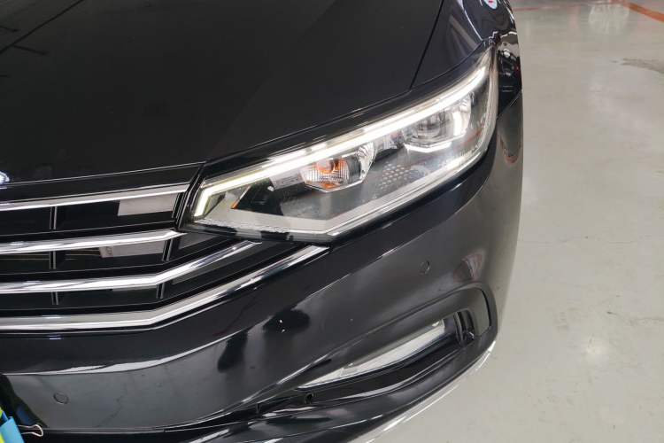Used Volkswagen Magotan 2020 330TSI DSG Luxury Edition Left Front Headlight