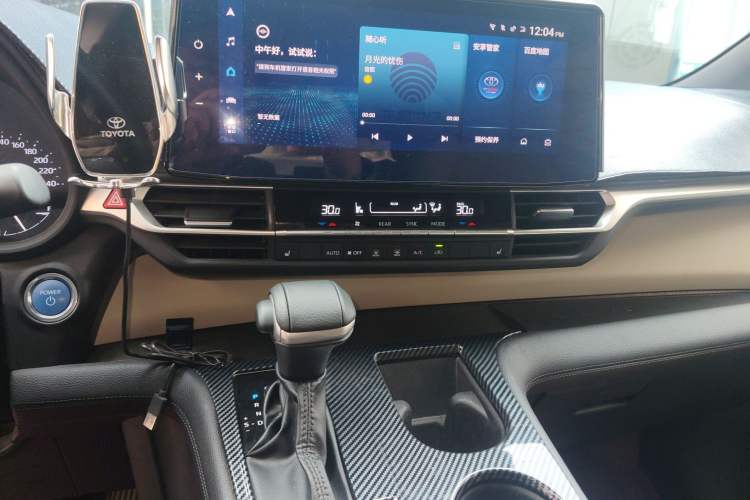 Used Toyota Granvia 2023 2.5L Hybrid Prestige PLUS Edition