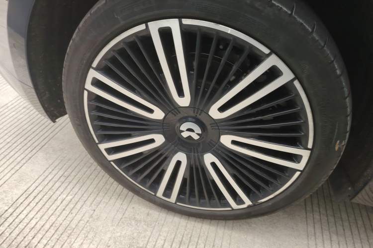 Used Nio ET9 2025 100kWh Signature Edition
