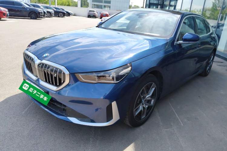 Used BMW i5 2024 eDrive 35L Luxury Package