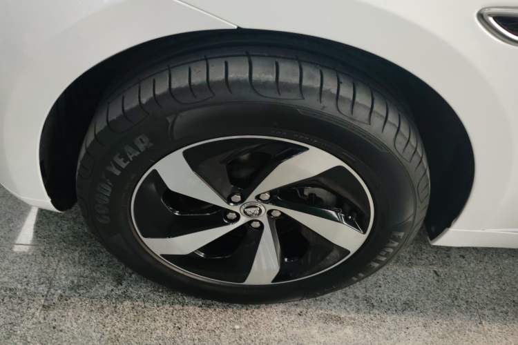 Used Jaguar F-PACE 2024 P250 R-Dynamic S
