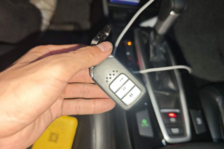 Used Honda Crider 2019 180 Turbo CVT Luxury Edition China VI Emission Standard Vehicle Key