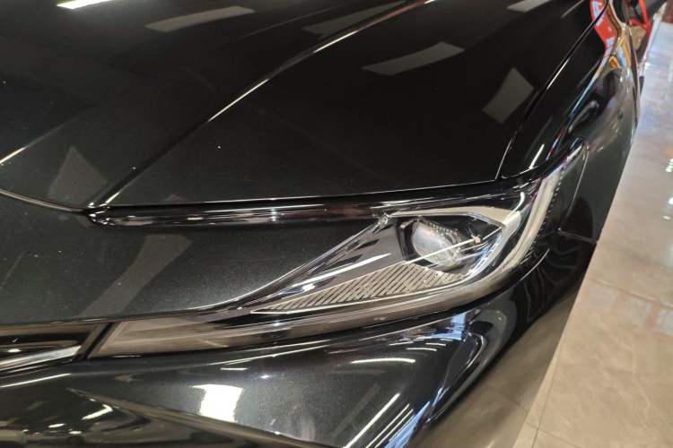 Used Toyota Camry 2024 Dual-Motor 2.0 HGVP Luxury Edition
