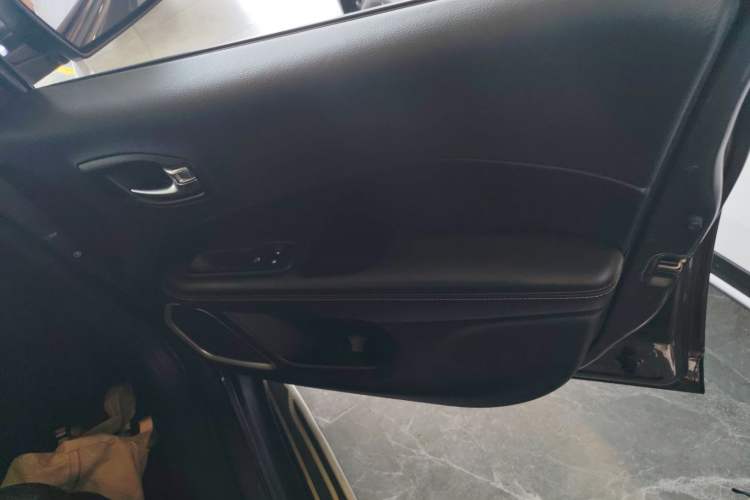 Used Jeep Compass 2019 200T Automatic Family Edition - Connected Large Screen Version