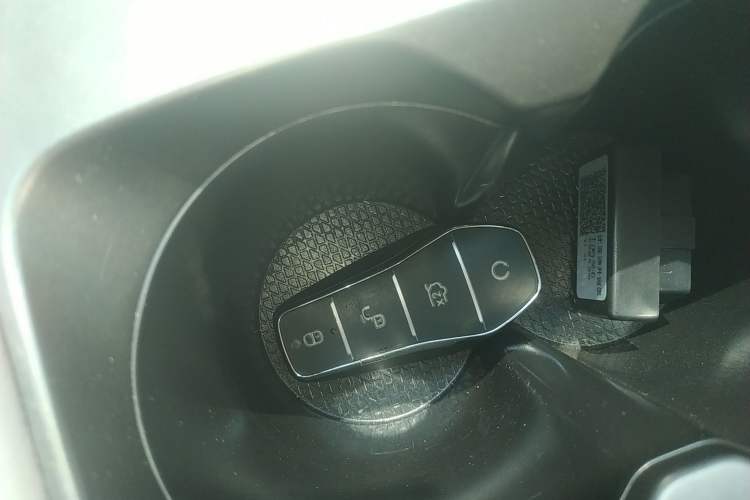 Used BYD Yuan UP 2024 301KM Leading Edition Interior 1