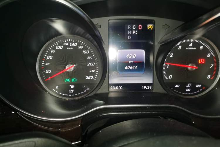 Used Mercedes-Benz V-Class 2018 V 260 Prestige Edition China VI