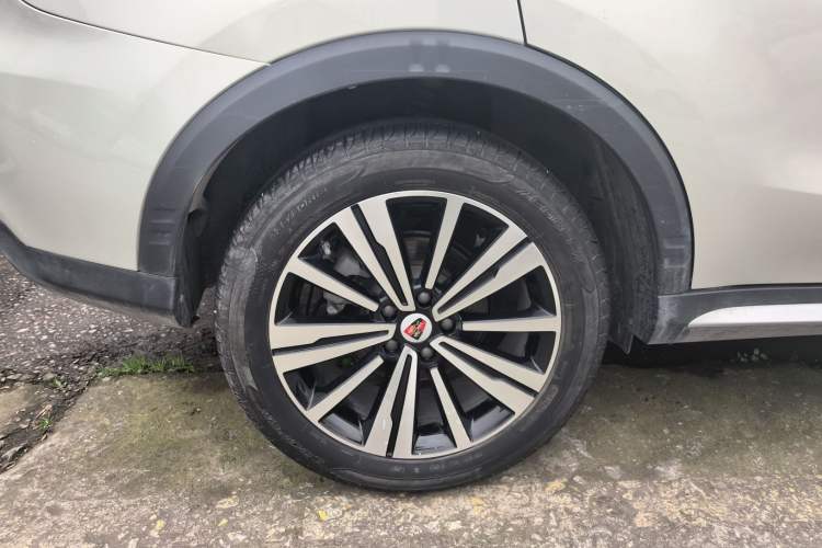Used Roewe RX5 2020 20T Automatic 4G Connected Million Edition Right Rear Wheel Hub