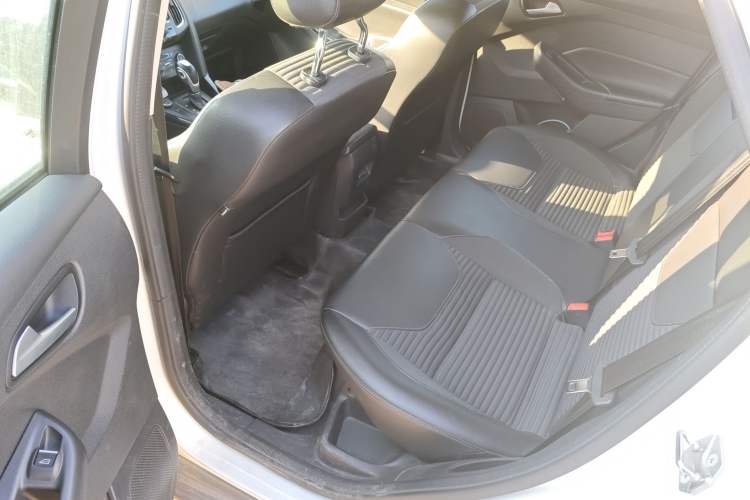 Used Ford Focus 2017 Hatchback EcoBoost 125 Automatic - Ultra-Powerful Style Edition with Smart Drive Features