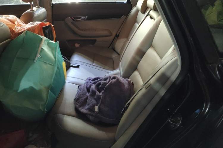 Used Audi A6L 2011 2.0 TFSI Automatic Standard Edition Left Rear Seat