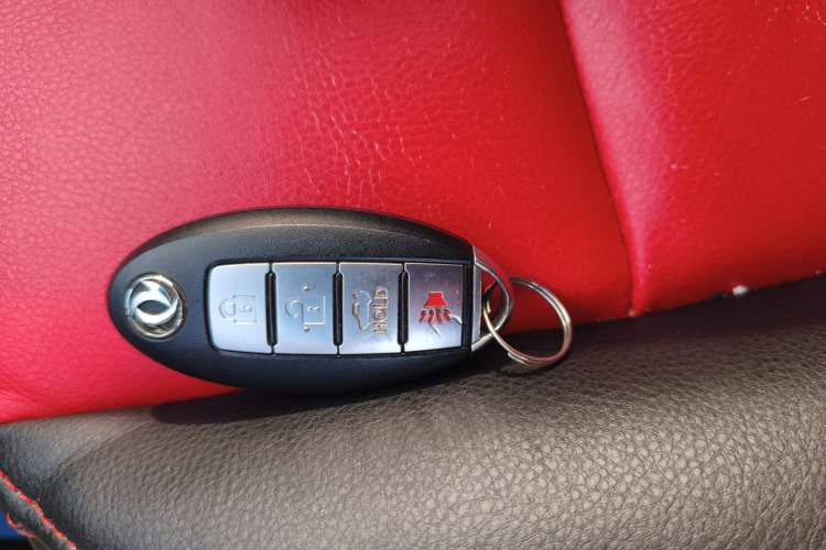 Used Dongfeng Aeolus A60 2012 1.6L Automatic Luxury Version