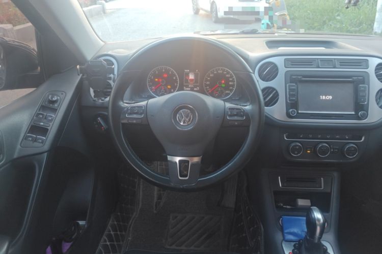 Used Volkswagen Tiguan 2015 1.8TSI Automatic Two-Wheel Drive Luxury Model
