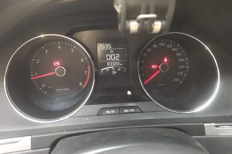 Used Volkswagen Bora 2014 1.6L Manual Fashion Edition Instrument Cluster