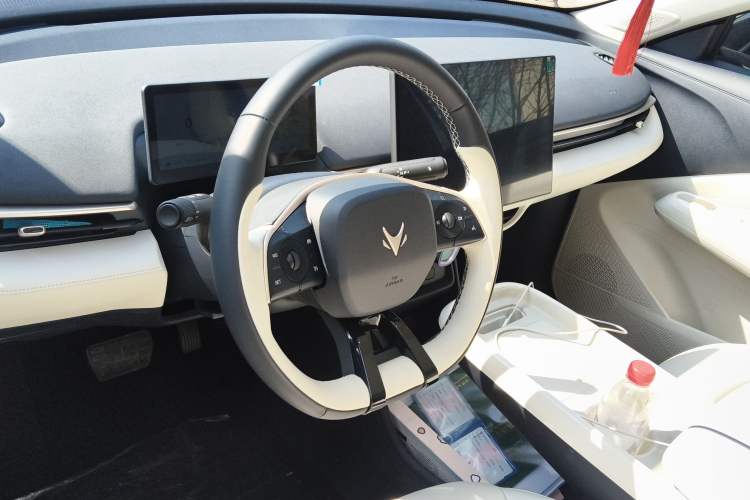 Used ARCFOX T1 2025 Model 425 PLUS