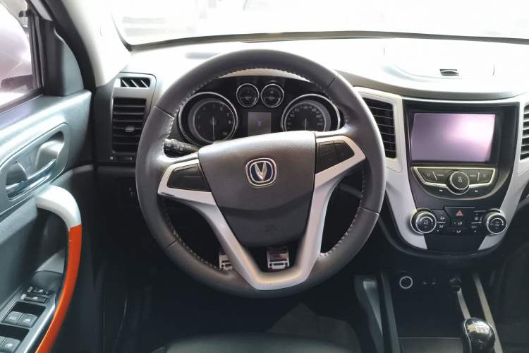 Used Changan CS35 2016 1.6L Manual Luxury Model China V Standard