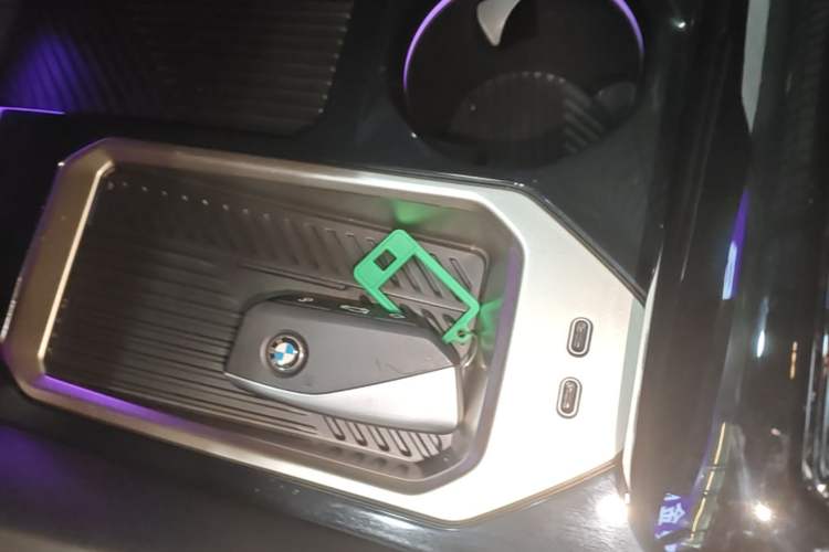 Used BMW i5 2024 eDrive 35L Luxury Model with M Sport Package
