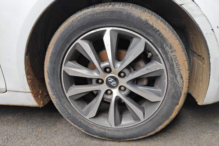 Used Hyundai Sonata 2015 Classic 2.0L Automatic Leading Edition