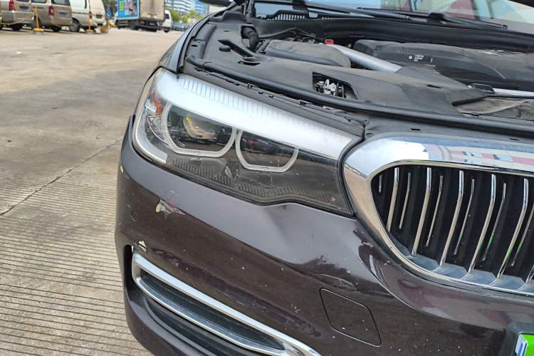 Used BMW 5 Series 2019 530Li Leading Model Luxury Package Right Front Headlight