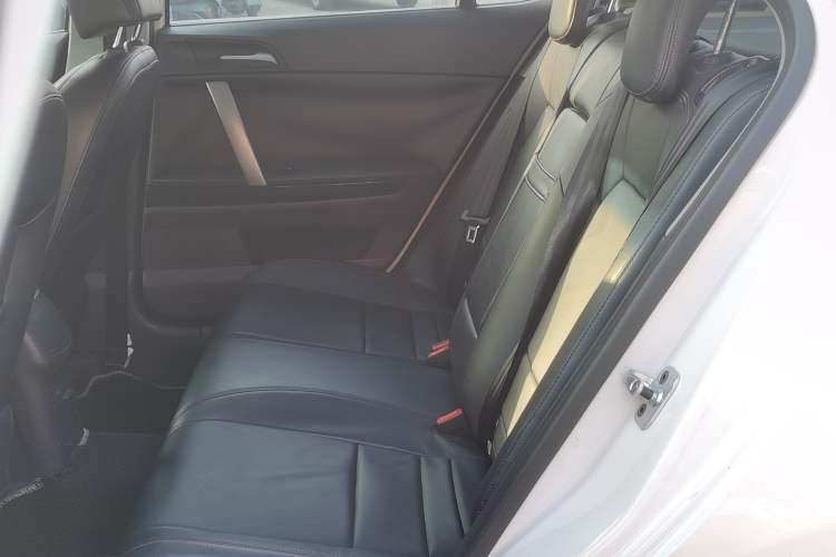 Used MG 6 2014 Hatchback 1.8T Automatic Performance Edition
