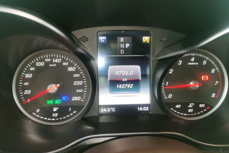 Used Mercedes-Benz GLC 2019 Facelift GLC 260 L 4MATIC Luxury Model Instrument Cluster