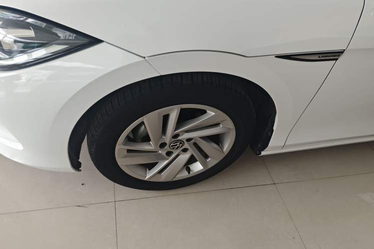 Used Volkswagen Lamando 2022 Lingdu L 280TSI DSG Spicy Edition Left Front Wheel Hub