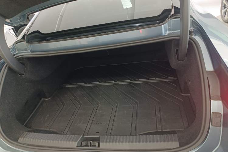 Used Lynk & Co Z10 2025 95 kWh 702 km All-Wheel Drive Intelligent Driving Ultra