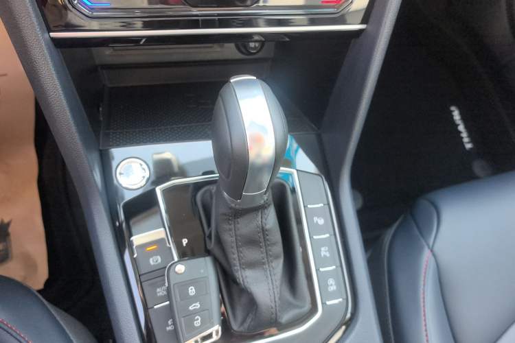 Used Volkswagen Tharu 2024 300TSI Two-Wheel-Drive Moon Luxury Edition Gear Lever