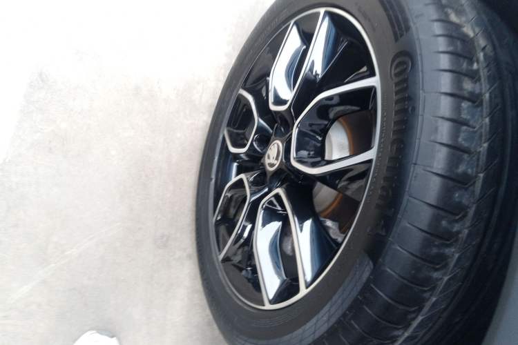 Used Skoda Kodiaq GT 2019 TSI330 Two-Wheel-Drive Luxury Edition China VI Standard Exterior 5