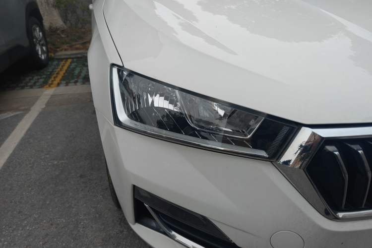 Used Skoda Rapid 2020 1.5L Automatic Comfort Edition
