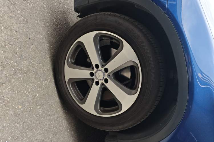 Used Mercedes-Benz GLC 2017 GLC 260 4MATIC Luxury Model
