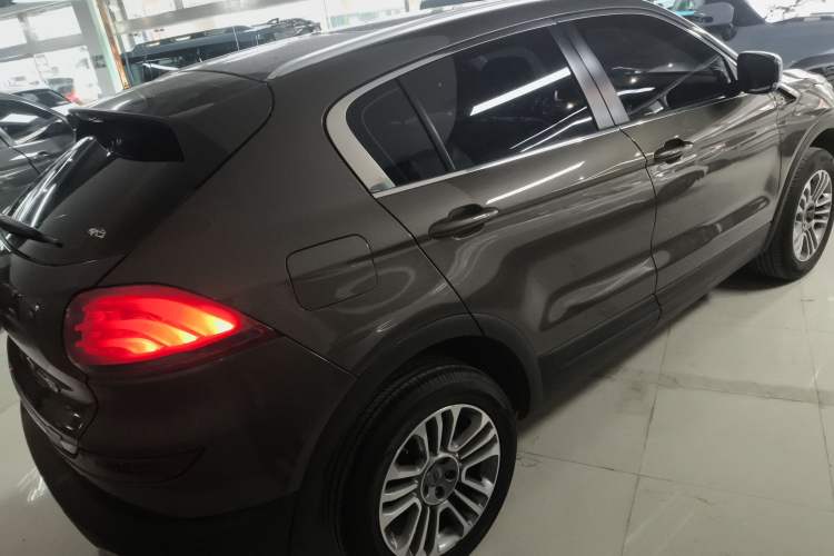 Used Qoros 5 2018 1.6T Automatic Prestige Model
