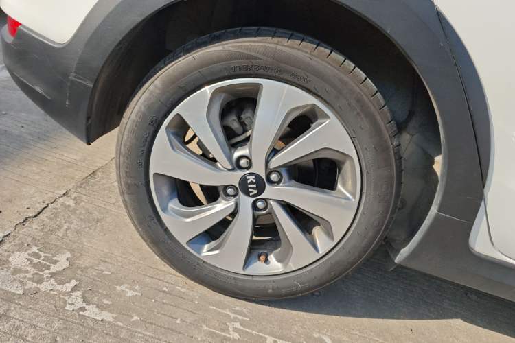 Used Kia KX Cross 2018 1.6L Automatic Dynamic Sunroof Version