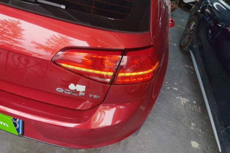 Used Volkswagen Golf 2015 1.4TSI Automatic Comfort Model
