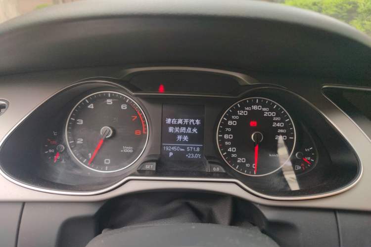 Used Audi A4L 2016 35 TFSI Collector's Edition Automatic Standard Model
