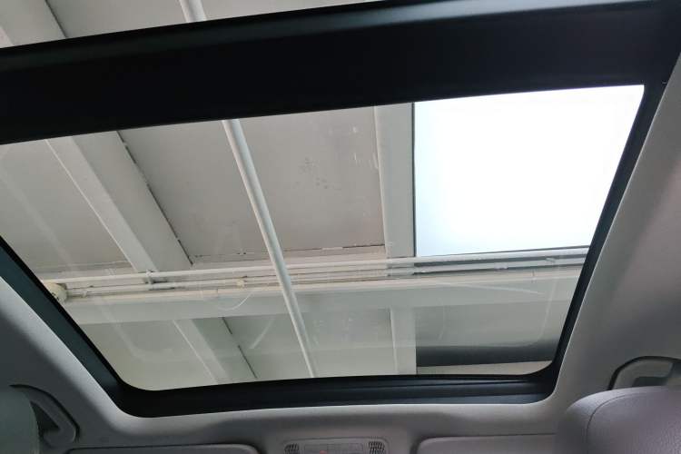 Used Mercedes-Benz GLE 2020 Restyled GLE 350 4MATIC Fashion Edition Headliner