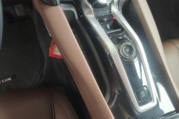 Used Acura CDX 2016 1.5T Four-Wheel Drive Luxury Edition Gear Lever