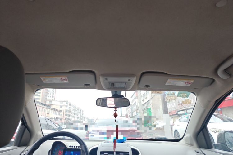 Used Chevrolet Aveo Sonic 2011 Sedan 1.4L Manual Transmission SE
