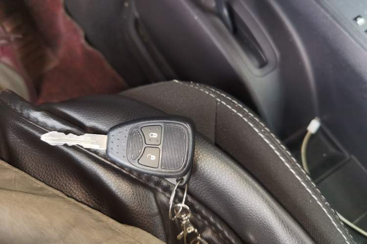 Used Jeep Wrangler 2015 2.8TD Sahara Four-Door Comfort Edition Vehicle Key