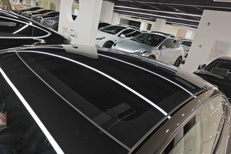 Used Tesla Model 3 2023 Rear-Wheel-Drive Version
