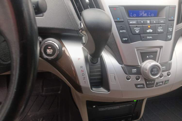 Used Honda Odyssey 2013 2.4L Luxury Edition
