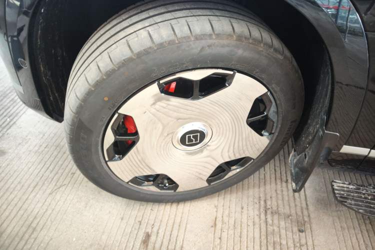 Used Zeekr 9X 2025 Hyper Edition Exterior 4