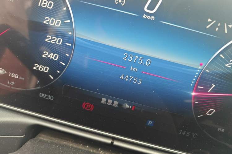 Used Mercedes-Benz C-Class 2023 C 260 L Sport Edition Odometer Close Up