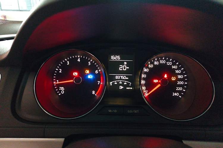 Used Volkswagen Lavida 2017 1.6L Manual Comfort Edition