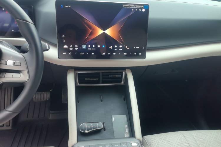 Used BYD Yuan UP 2025 Intelligent Driving Version 401 KM Dynamic Edition
