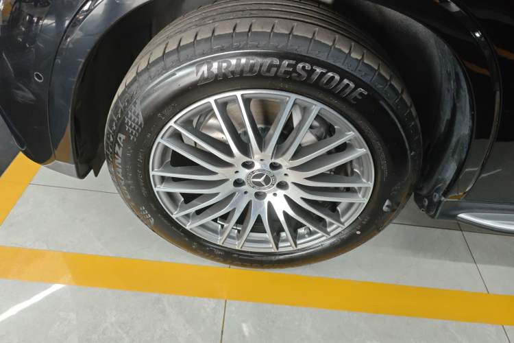 Used Mercedes-Benz GLC 2024 Refreshed GLC 300 L 4MATIC Dynamic Version 5 Seats