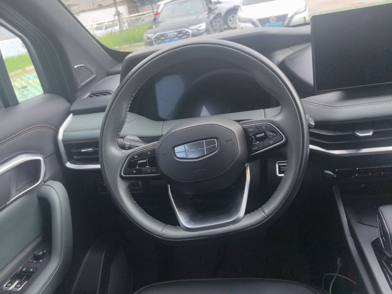 Geely Auto Haoyue L 2023 2.0T DCT Prestige Edition — снимка 10